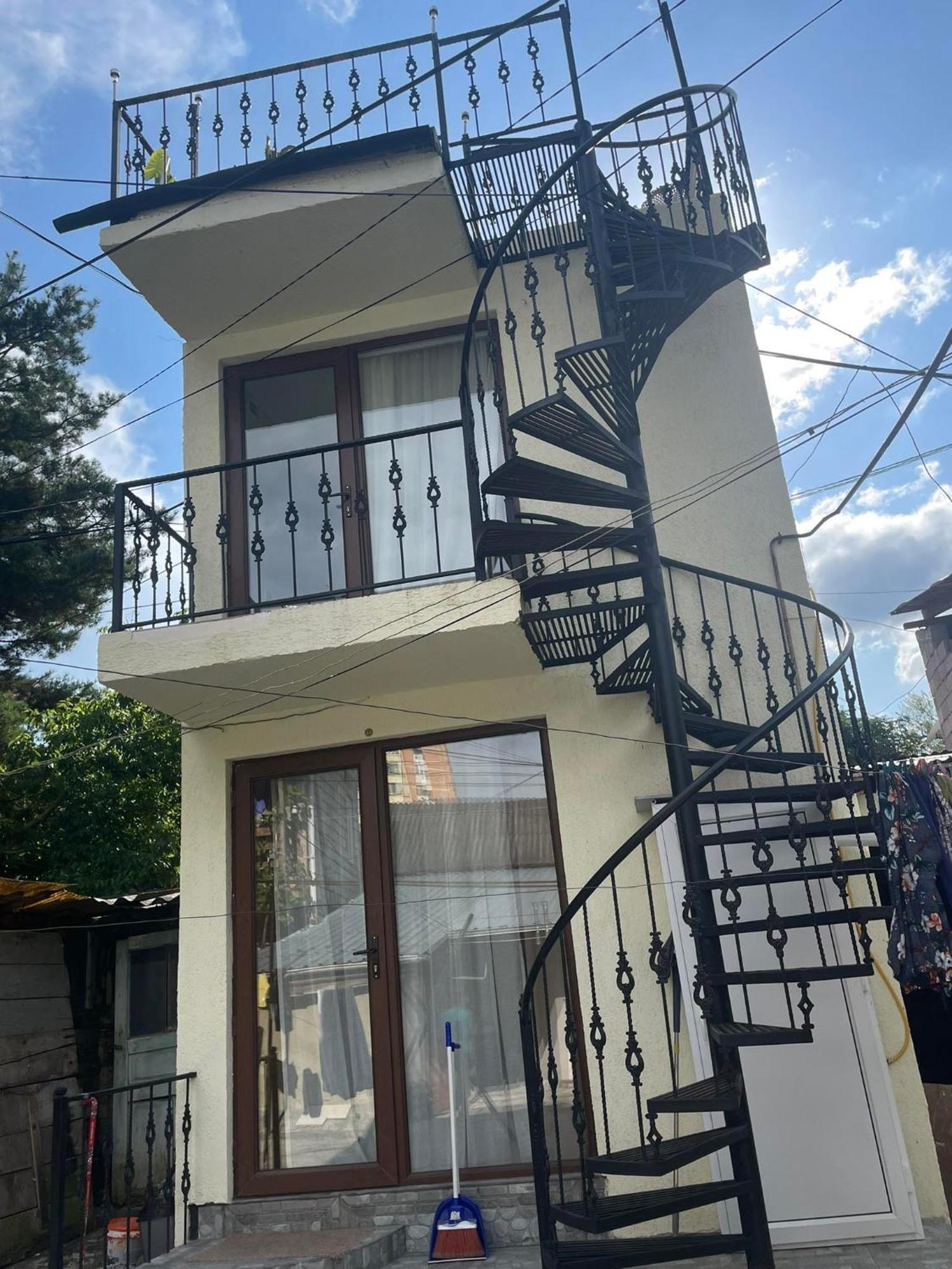 Dati Bordschomi Exterior foto